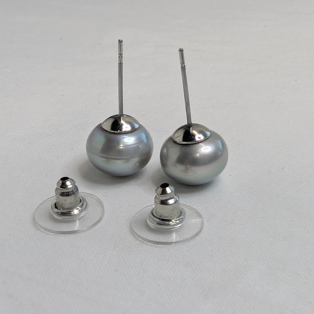 Vintage Genuine Pearl Chunky Stud Earrings - Picture 4 of 10
